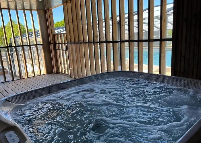 Le Quarantuno - Welkeys * Saubrigues